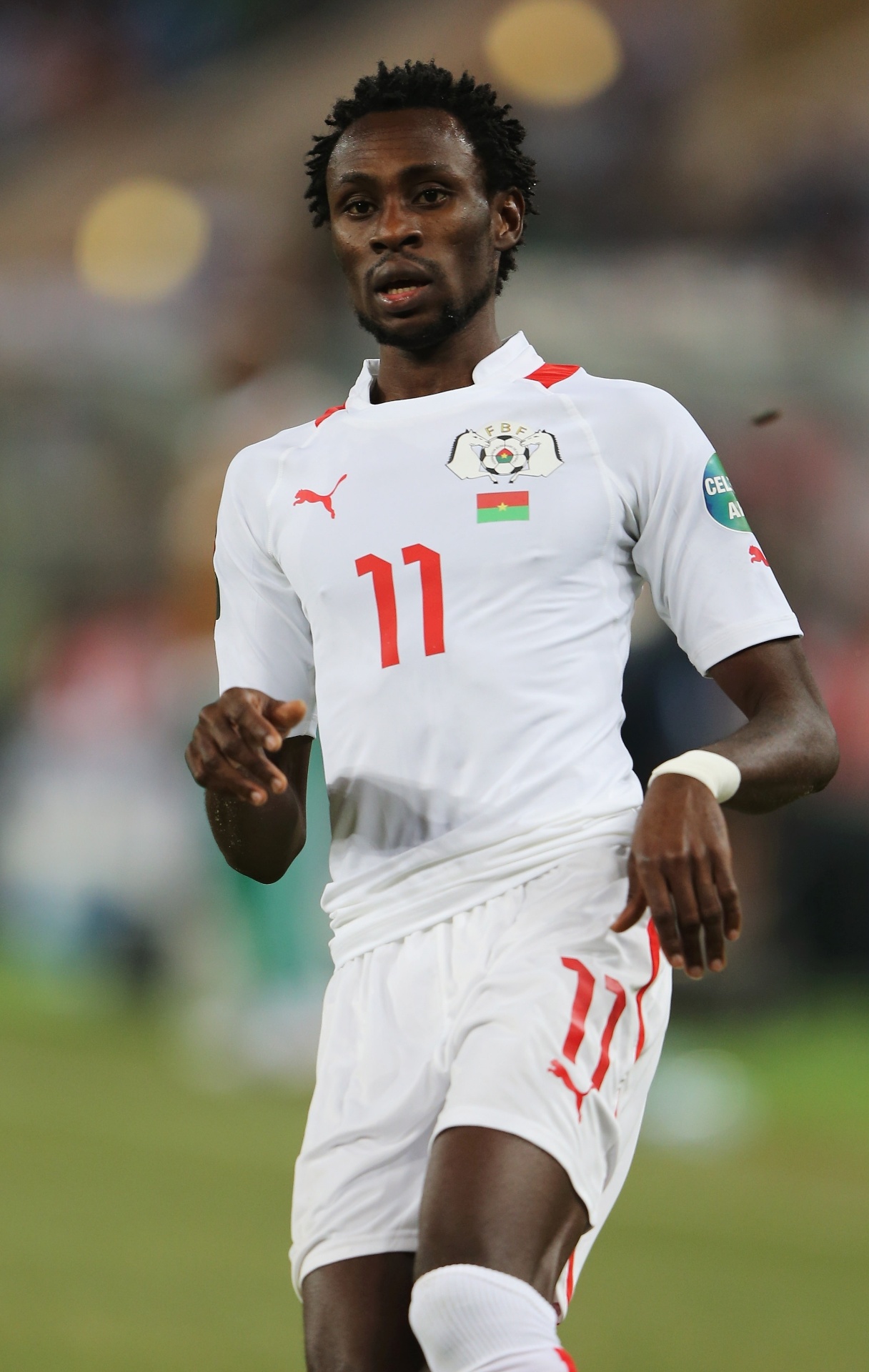 Jonathan Pitroipa (Burkina Faso): o atacante, ex-Hamburgo (Alemanha), foi uma das sensações da CAN 2013. Na ocasião, marcou na prorrogação o gol da vitória por 1 a 0 sobre Togo, e foi expulso de forma muito controversa nas semifinais, quando o time eliminou Gana nos pênaltis - Ian Walton/Getty Images