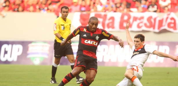 Titular, Anderson Pico começou bem a temporada, mas terá que parar por um mês - Gilvan de Souza/ Flamengo