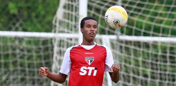 Joanderson em treino do São Paulo - Robson Ventura-19.dez.2013/Folhapress - Robson Ventura-19.dez.2013/Folhapress