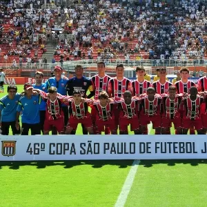 Copa bande de futebol. Hoje? Só 8x0 no Corinthians.. Haha.…