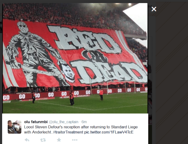 Faixa da torcida do Standard Liège exibe Steven Defour decapitado - Reprodução/Twitter