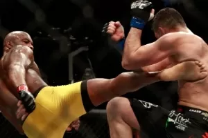 Anderson Silva, que fez história no UFC, estrela nova carreira