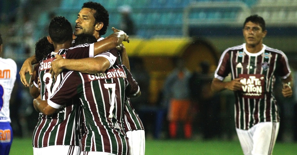 Fluminense comemora gol de Fred, o segundo da vitória sobre o Friburguense