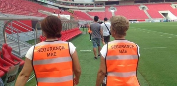 Mães de torcedores do Sport ajudaram na segurança do clássico na Arena Pernambuco - Divulgação/Sport