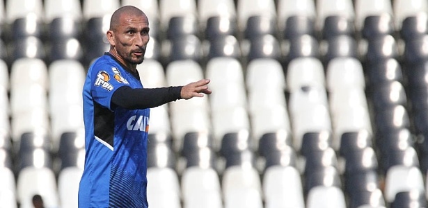Guiñazu teve recuperação recorde de lesão e volta a liderar o Vasco dentro de campo - Marcelo Sadio/Vasco