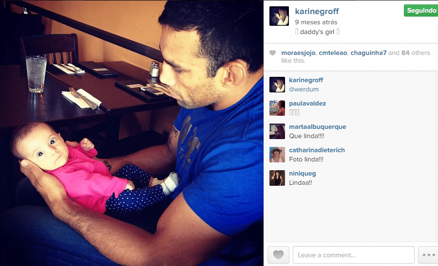 Pai de duas meninas, Werdum tem o seu lado criança, colecionando carrinhos e helicópteros de controle remoto - Reprodução/Instagram