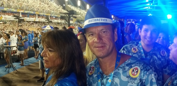 O técnico Dunga acompanhado de sua mulher, Evanir, horas antes do incidente - Rodrigo Paradella/UOL