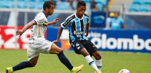 Pedro Rocha marcou duas vezes contra o CRB e é nova aposta do ataque do Grêmio - Lucas Uebel/Divulgação/Grêmio