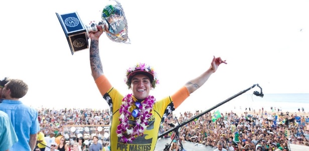 Medina tenta repetir título mundial para o Brasil - WSL/Kelly Cestari