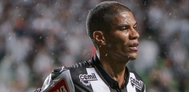 Leonardo Silva lamentou a expulsão de Leandro Donizete no começo do segundo tempo - Bruno Cantini/Clube Atlético Mineiro