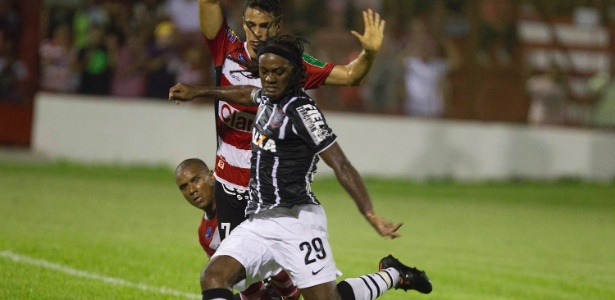 Vagner Love jogará ao lado de Guerrero no fim de semana - Daniel Augusto Jr/Agência Corinthians