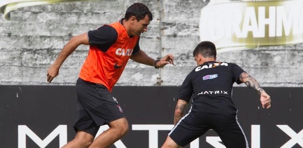 Fábio Carille tem atenção especial com a defesa e terá missão "impossível" no Corinthians - Daniel Augusto Jr/Agência Corinthians