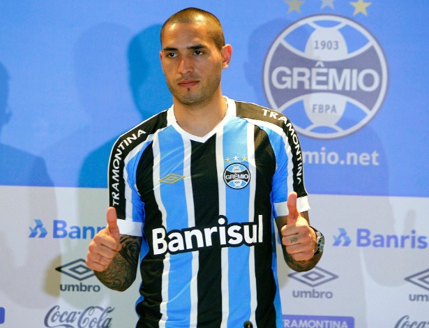 Braian Rodríguez marcou 47 gols na carreira. Jardel chegou ao Grêmio com apenas 22 - Lucas Uebel/Divulgação Grêmio