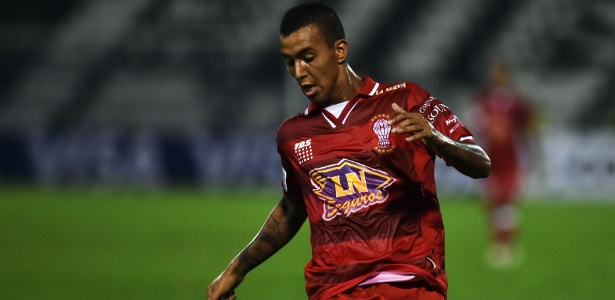 Romero Gamarra é uma das esperanças do Huracán na Libertadores - Cris Bouroncle/AFP
