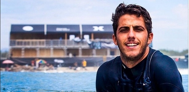 Filipe Toledo é o caçula da "tempestade brasileira" na Liga Mundial de Surfe - Instagram/Reprodução