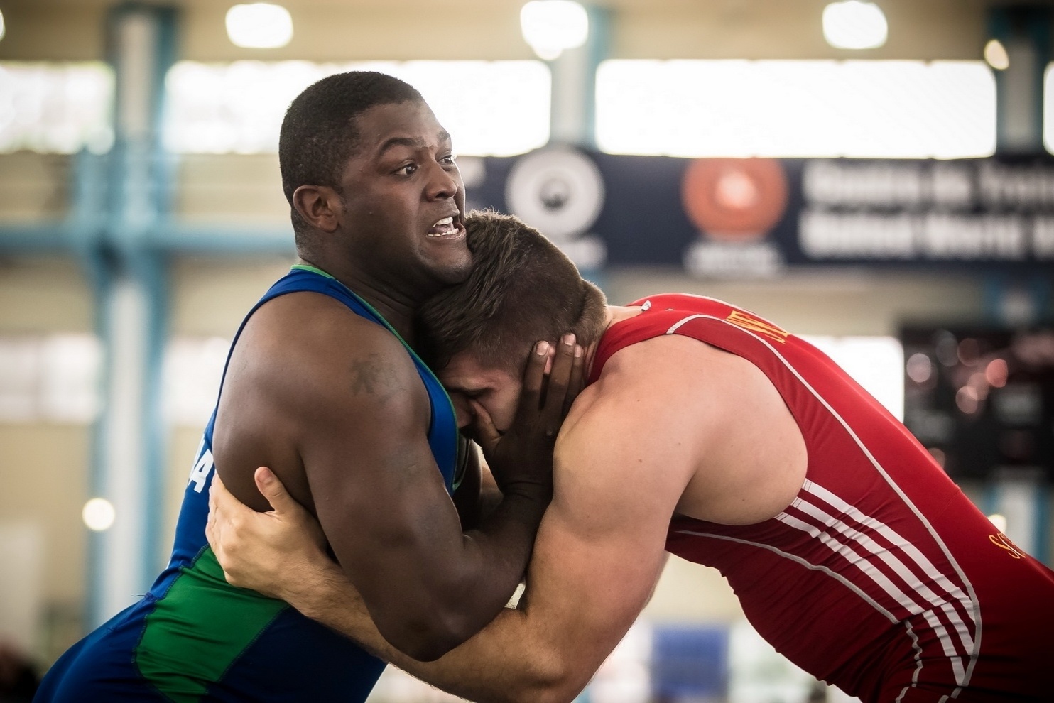 O brasileiro Davi Albino, de 29 anos, é uma das esperanças para a Olimpíada do Rio. Ele bateu na trave em 2012 e agora quer competir pelo ouro na luta olímpica em casa - Renato Sette/CBLA/Divulgação