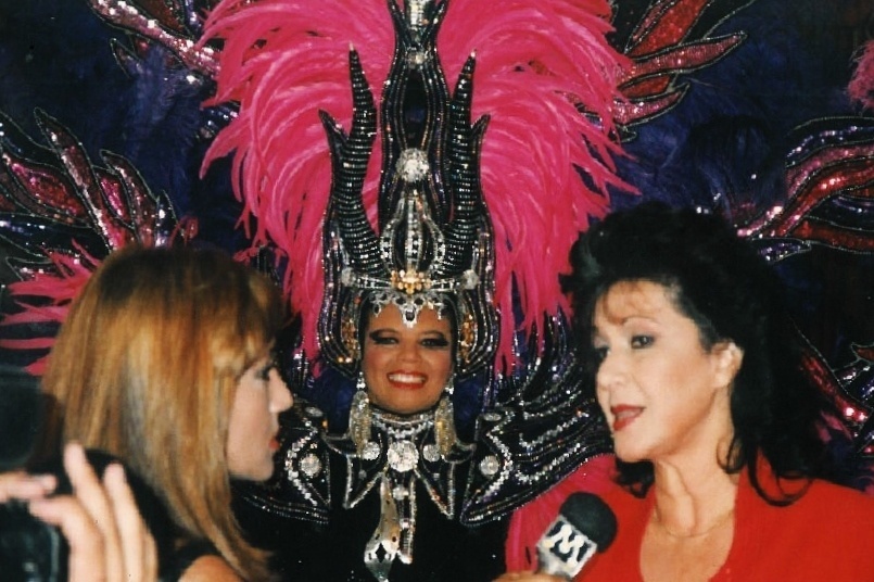 Carla Cavalcanti atuando como repórter pela Rede Manchete - Arquivo pessoal