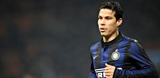 Com boas atuações na Inter, Hernanes planeja voltar à seleção - Daniele Mascolo/EFE