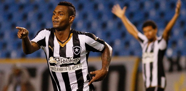 Jobson é suspenso por quatro anos; Botafogo vai recorrrer da decisão - Vitor Silva / SSPress.