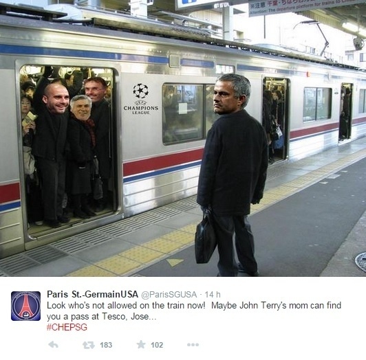 José Mourinho não pode entrar no metrô da Liga dos Campeões após ser eliminado da competição pelo PSG - Reprodução/Twitter