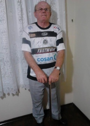 O torcedor Hélio Malusá, de 81 anos, vai aos jogos do XV de Piracicaba desde 1948 - Arquivo Pessoal
