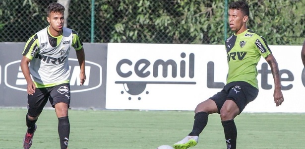 Marcos Rocha ainda sem dores no tornozelo, mas já treina com os companheiros - Bruno Cantini/Clube Atlético Mineiro