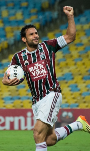 Fred comemora gol de Wagner pelo Flu, no Campeonato Carioca