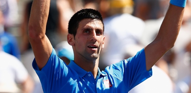 Mesmo quando oscila, Djokovic se supera e parece imbatível em Miami - JULIAN FINNEY/AFP