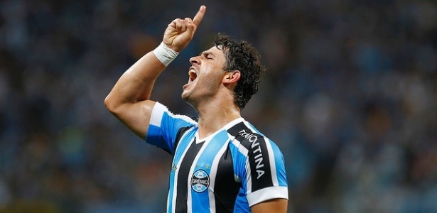 Giuliano comemora gols pelo Grêmio contra o Lajeadense e vira "engrenagem" - Lucas Uebel/Divulgação/Grêmio