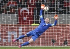 Goleiro do Barça machuca tornozelo e desfalca Holanda contra a França - Stanley Gontha/EFE/EPA