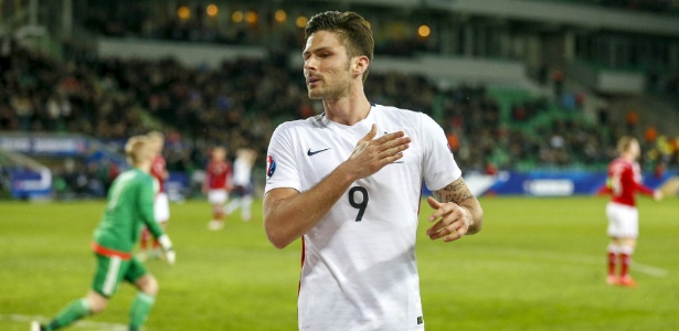 Giroud comemora gol da França contra Dinamarca em amistoso - REUTERS/Robert Pratta 