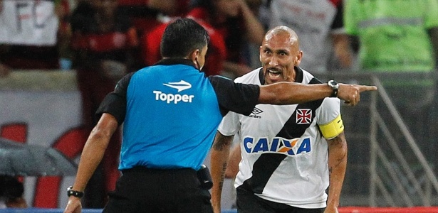 Guiñazu não tem sido aliviado pelos árbitros no Campeonato Carioca - Marcelo Sadio / Site oficial do Vasco