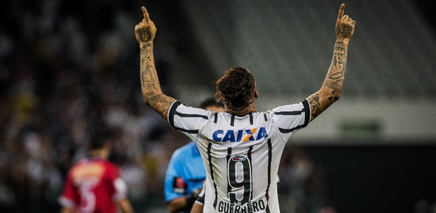 Guerrero deve perder, no mínimo, mais três jogos do Corinthians - Eduardo Anizelli/Folhapress
