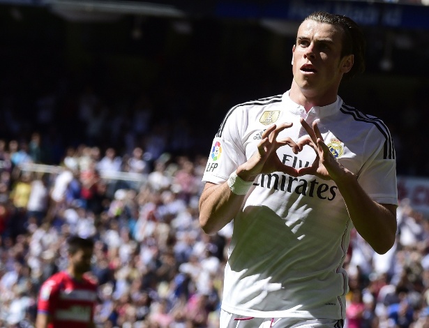 05.abr.2015 - Gareth Bale comemora após abrir o placar para o Real Madrid contra o Granada pelo Campeonato Espanhol - GERARD JULIEN/AFP