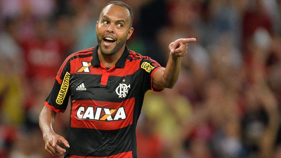 Alecsandro em ação pelo Flamengo - Pedro Martins/AGIF
