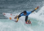 Medina e Filipinho são eliminados. Mineirinho passa com tubo quase perfeito - WSL / Kelly Cestari