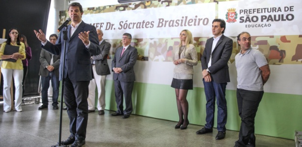 Prefeito Fernando Haddad participa de cerimônia na Escola Dr. Sócrates Brasileiro - Douglas Pingituro/PhotoPress