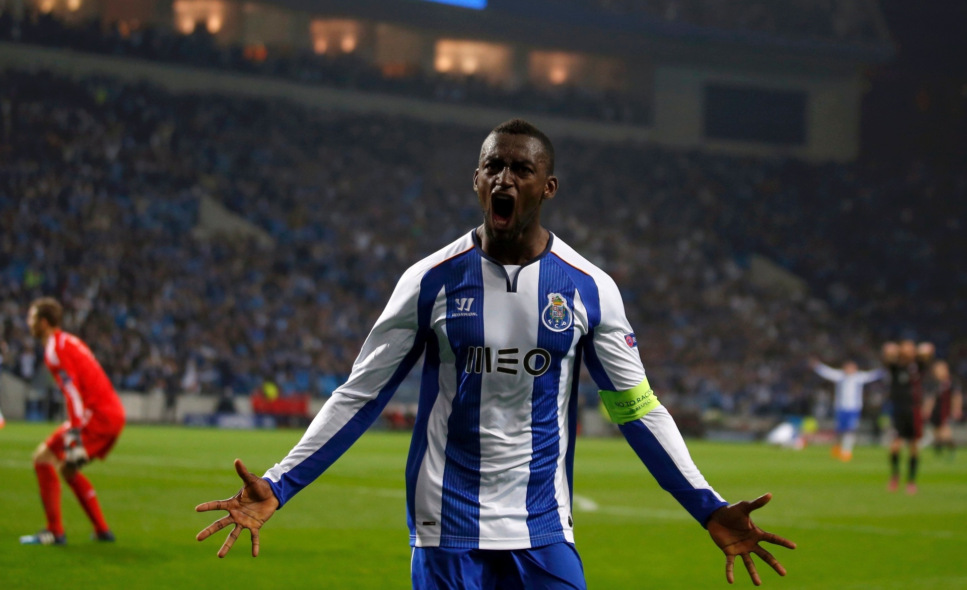 Jackson Martínez comemora o terceiro gol do Porto sobre o Bayern de Munique - RAFAEL MARCHANTE/REUTERS