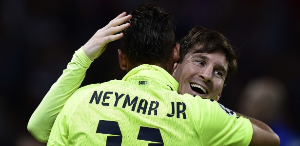 Messi deu assistência para Neymar contra o PSG - FRANCK FIFE/AFP