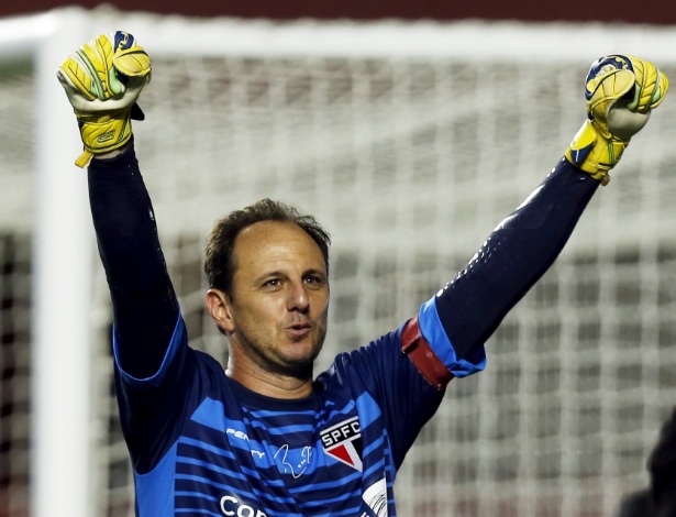 Paulo Whitaker/Reuters