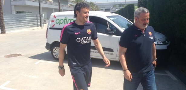 Luis Enrique caminha no centro de treinamento do Barcelona - João Henrique Marques (UOL Esporte)