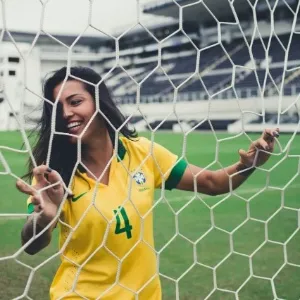 Alinne Calandrini é zagueira do Santos e da seleção brasileira - Amanda Cervantes