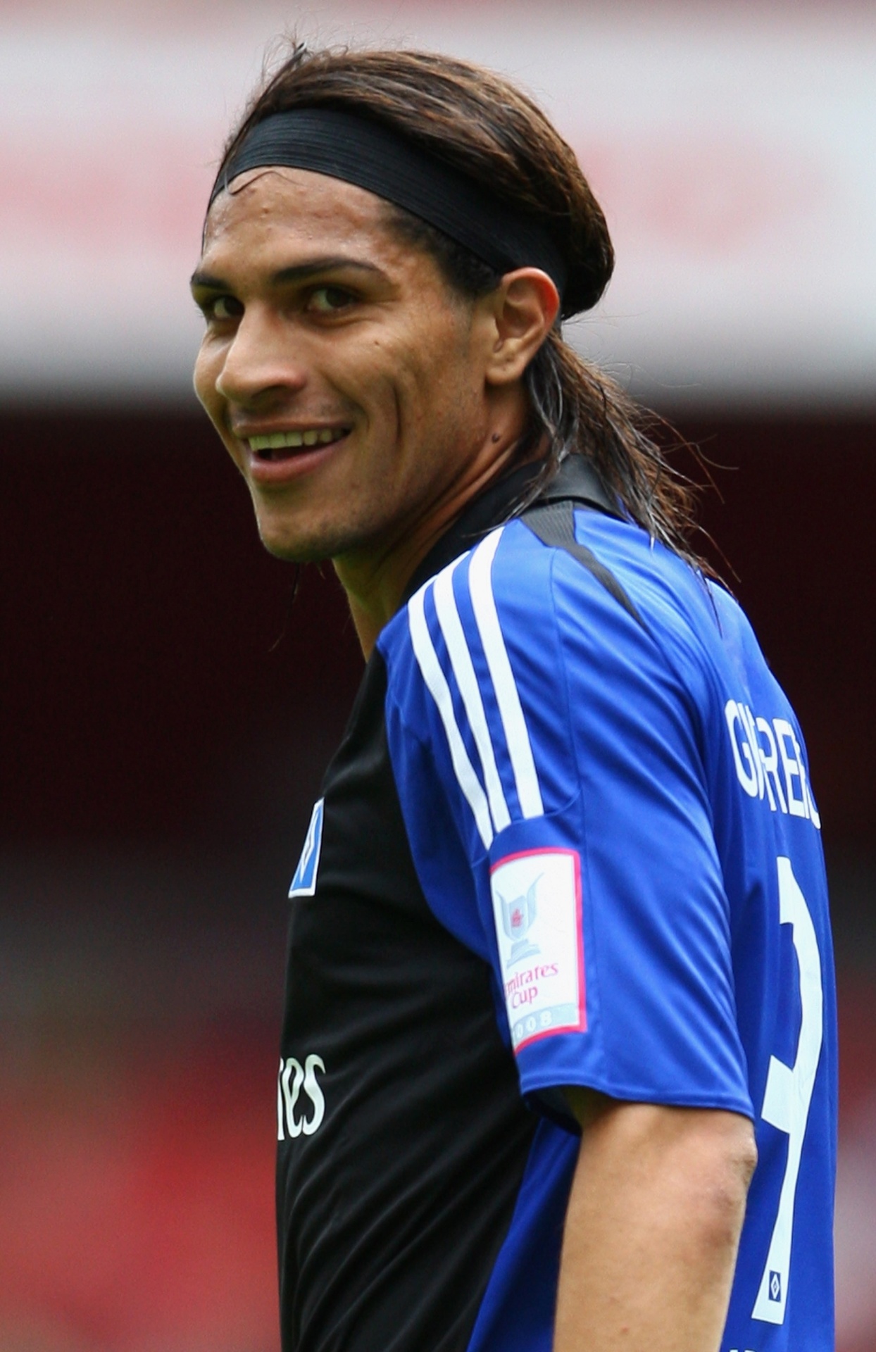 Faixa passou a ser um acessório de Guerrero durante as partidas do Hamburgo - Getty Images