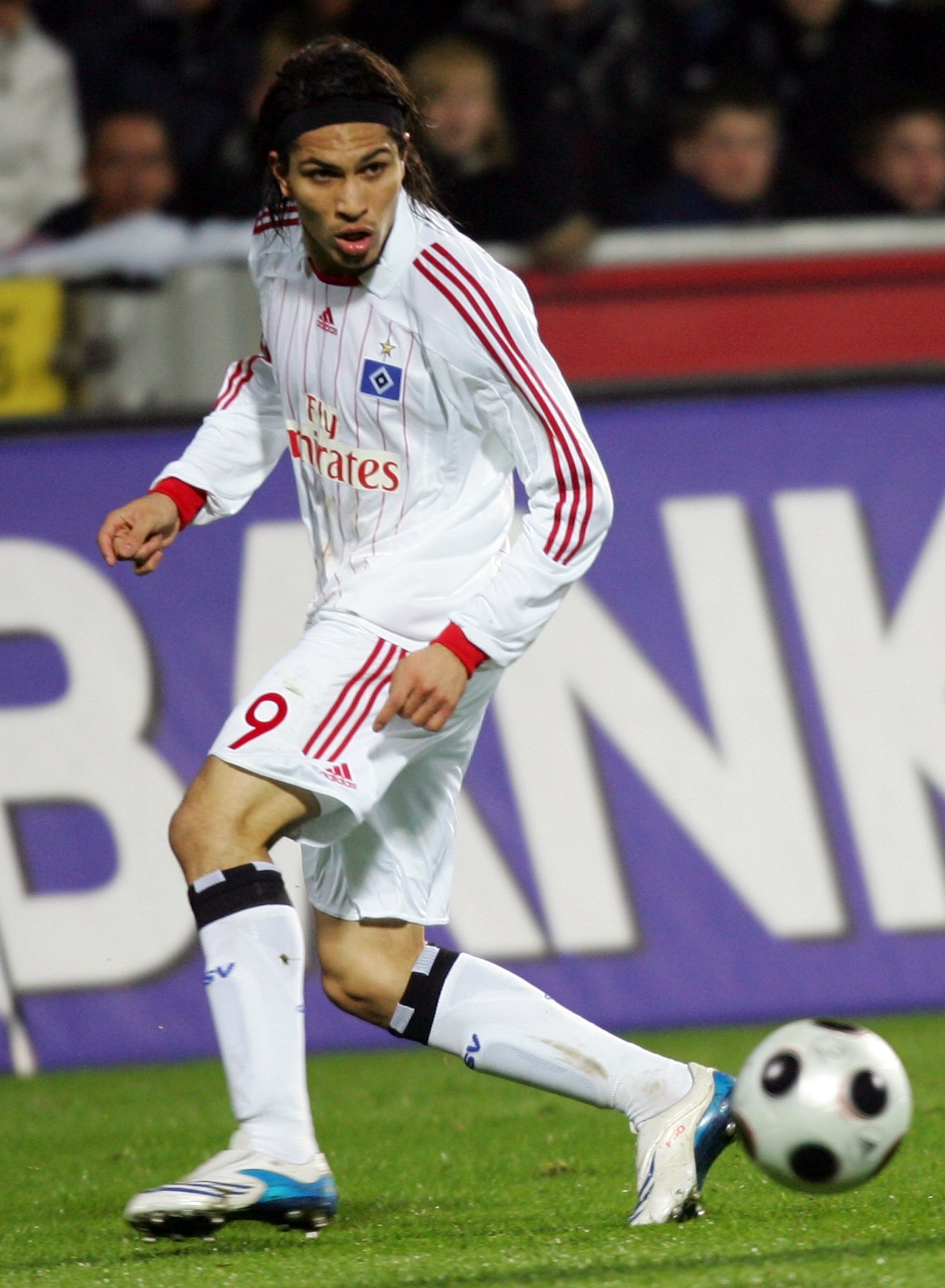 Paolo Guerrero em partida do Hamburgo, da Alemanha - Getty Images