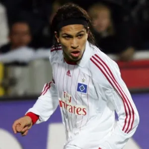 Paolo Guerrero em partida do Hamburgo, da Alemanha - Getty Images