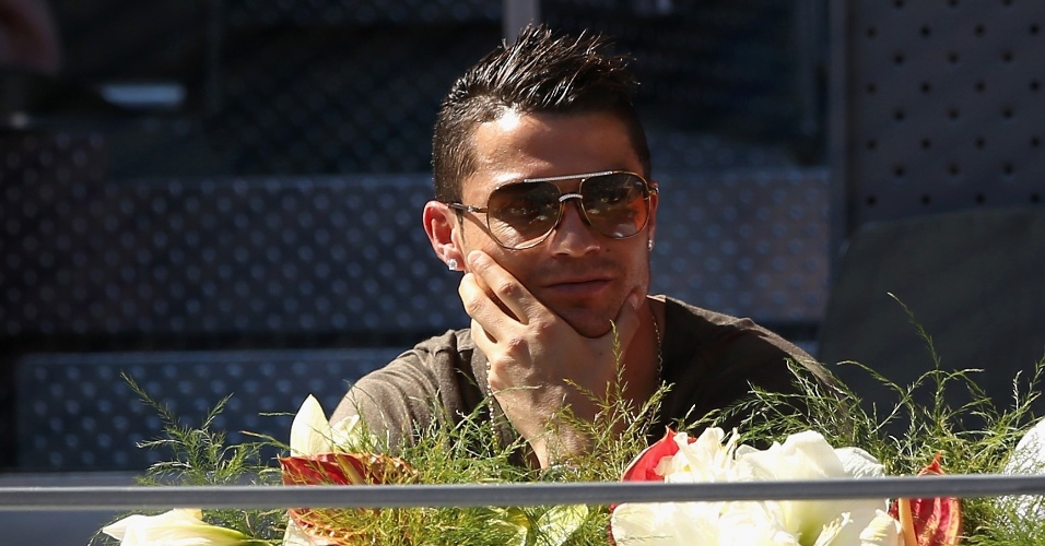 Cristiano Ronaldo assiste a partida de Rafael Nadal em Madri