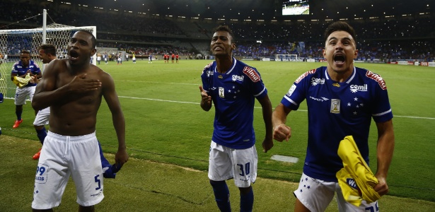 Após classificação sobre o São Paulo, jogadores do Cruzeiro querem voltar a celebrar - Marcus Desimoni/UOL