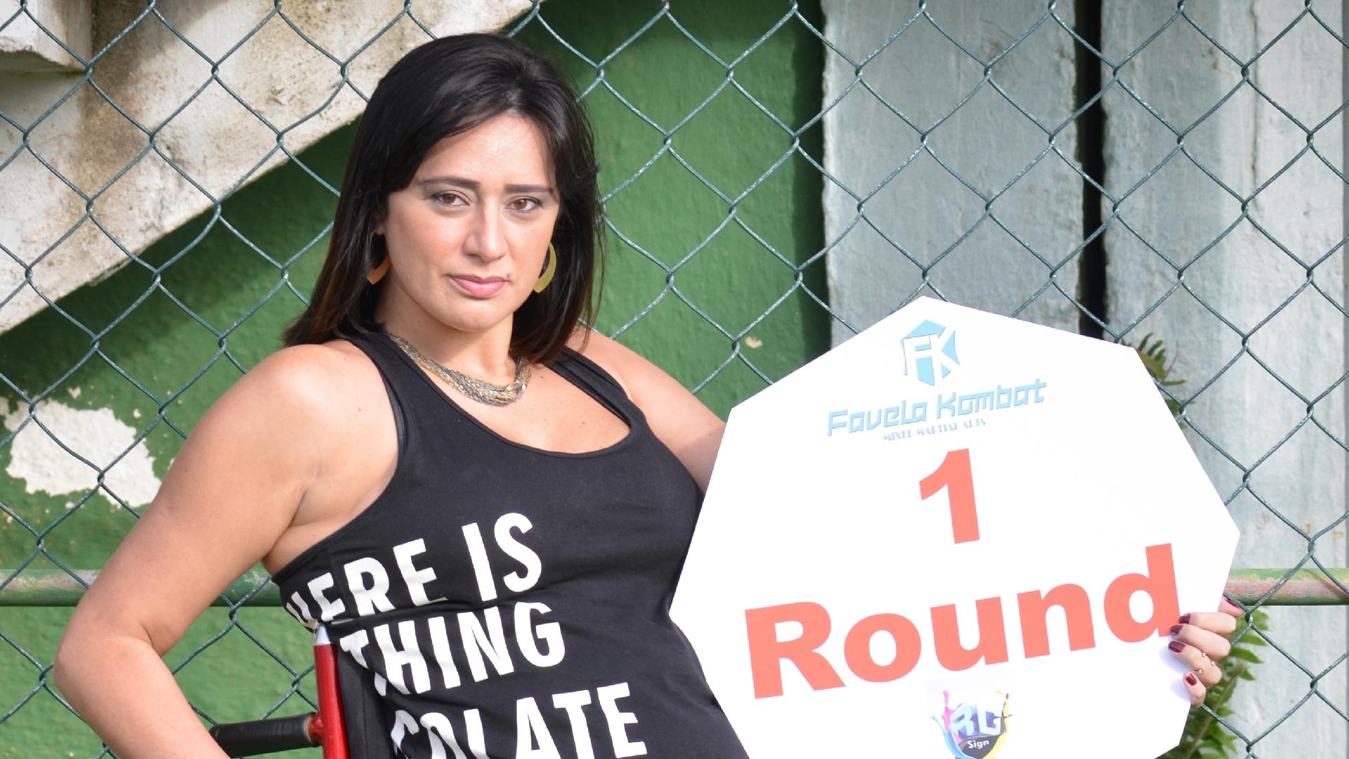 20.05.2015 - 20.05.2015 - A cadeirante Vanessa Pimentel será ring girl no Favela Kombat, em mais uma tentativa do evento de 