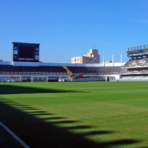 Futebol está sem graça e precisa de mais Felipes Melos, diz ídolo do Santos  - 03/12/2017 - UOL Esporte