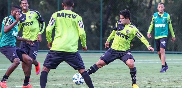 Guilherme treina normalmente na Cidade do Galo, mas só vai voltar ao time contra o Vasco - Bruno Cantini/Clube Atlético Mineiro